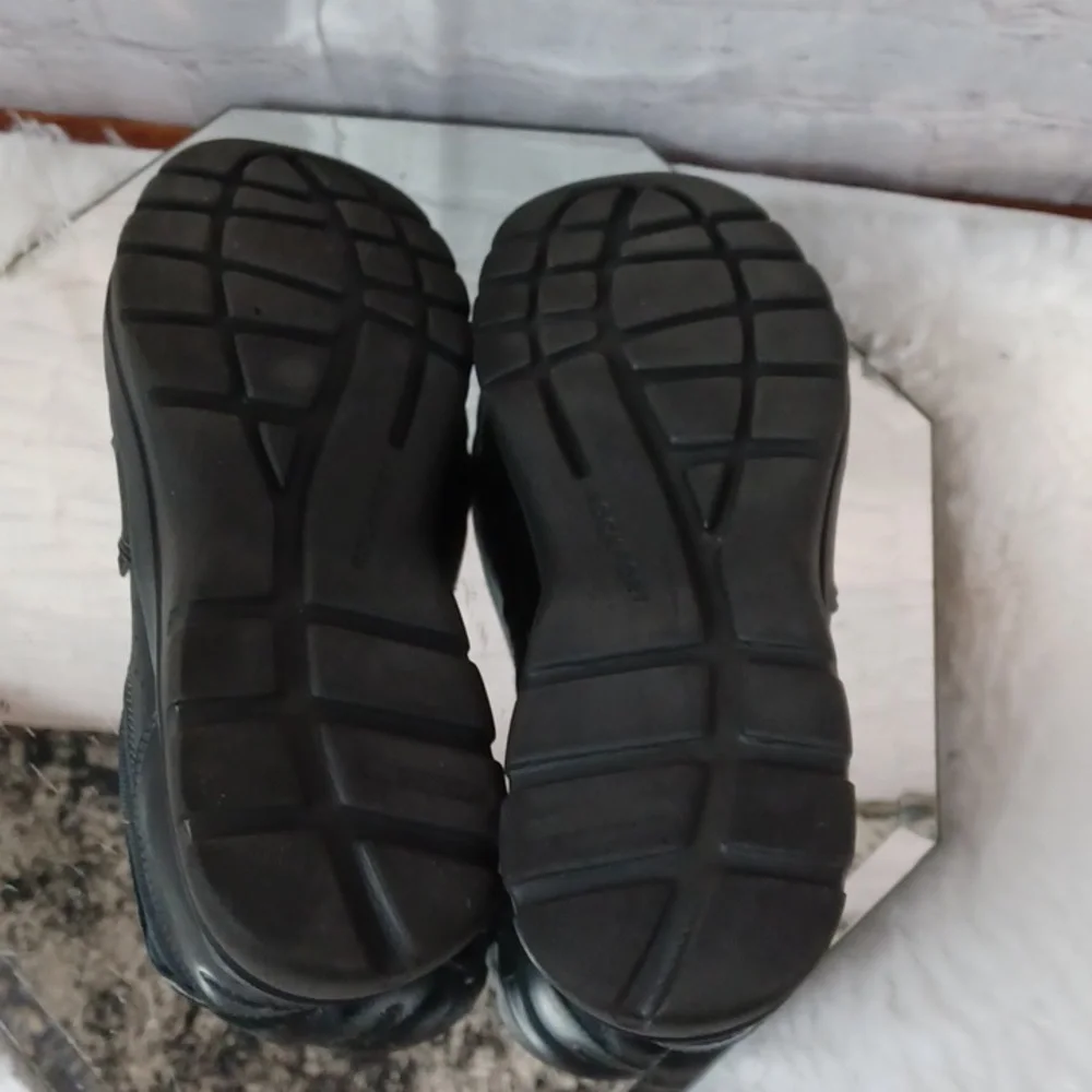 Rockport Men's Black Comfort Slip-on Memory Foam Shoes sz 9  M